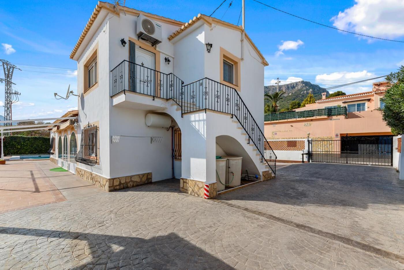 Villa Mercedes - Plusholidays Calpe Bagian luar foto